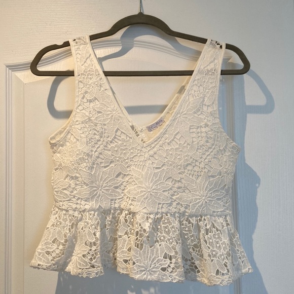 Zara Tops - Lace peplum top